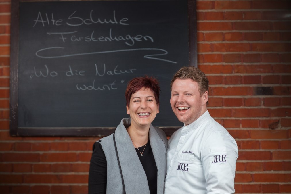 Das Betreiberpaar und Ihre Gastgeber: Nicole und Sternekoch Daniel Schmidthaler, © Christian Kielmann Das Betreiberpaar und Ihre Gastgeber: Nicole und Sternekoch Daniel Schmidthaler, © Christian Kielmann