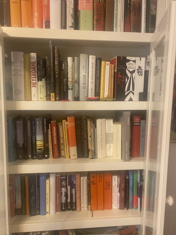 Bücher enthalten viel Wahrheit // © Förster Bücher enthalten viel Wahrheit // © Förster