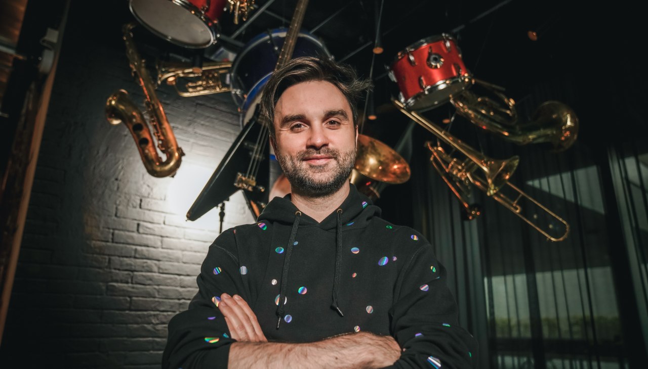 Dr. Pop
: Hitverdächtig – Die Musik-Comedy-Stand-up-Show!, © Moritz ›Mumpi‹ Künster Dr. Pop
: Hitverdächtig – Die Musik-Comedy-Stand-up-Show!, © Moritz ›Mumpi‹ Künster