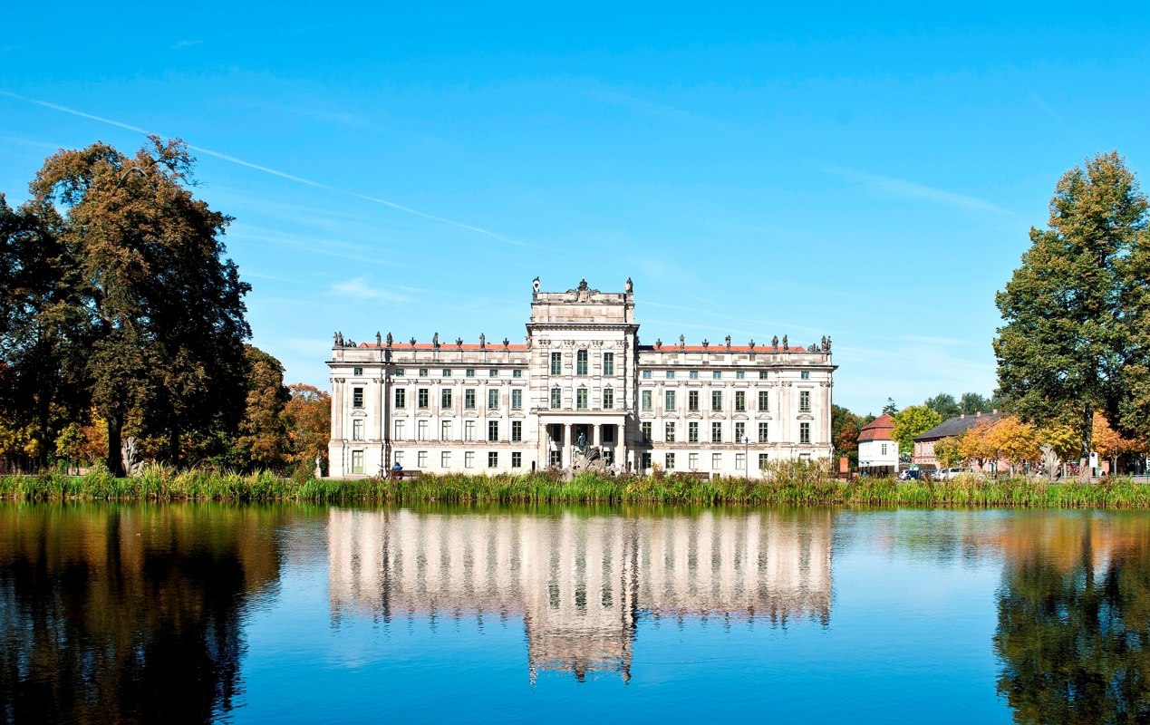 Schloss Ludwigslust // © Staatliche Schlösser, Gärten und Kunstsammlungen MV Jörn Lehmann Schloss Ludwigslust // © Staatliche Schlösser, Gärten und Kunstsammlungen MV Jörn Lehmann