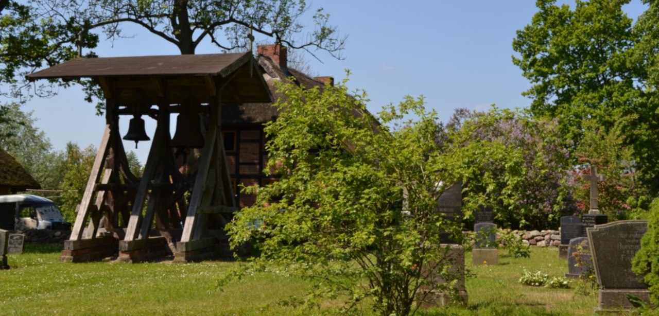 Kirche Kloster Wulfshagen Klockenstuhl // &copy; M. Hagemann