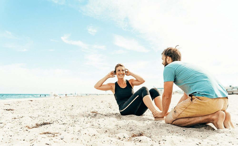 Sit-Ups mit Meerblick , © TMV/H2F Sit-Ups mit Meerblick , © TMV/H2F
