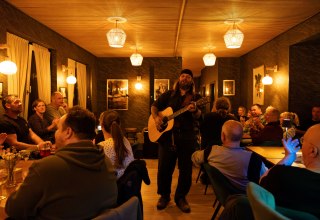 &copy; Arndt Gl&auml;ser