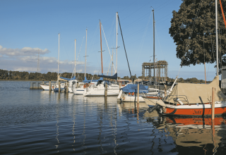 Boote am Anlegeplatz // © MV-T/Gohlke Boote am Anlegeplatz // © MV-T/Gohlke