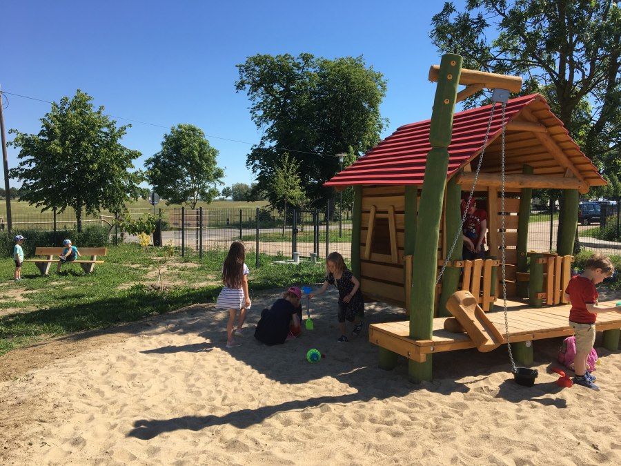 Spielplatz auf der Seeweide, © Seeweide Naturcamping Penzlin Spielplatz auf der Seeweide, © Seeweide Naturcamping Penzlin