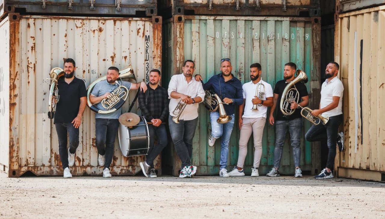 Dejan Lazarevic Orkestar, &copy; PR Dejan Lazarevic