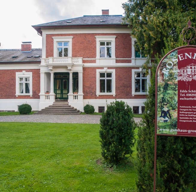 Das Gutshaus Groß Siemen // © Frank Burger Das Gutshaus Groß Siemen // © Frank Burger