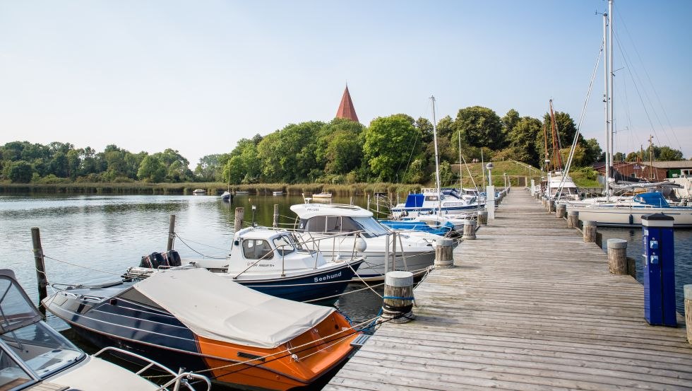 Anglersteig am Hafen von Kirchdorf // &copy; Liene Photografie Nadine Sorgenfried