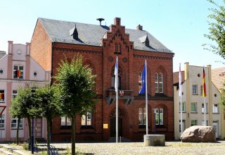 Rathaus Tribsees // &copy; Sabrina Wittkopf-Schade