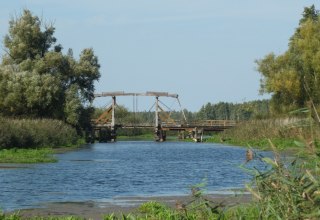 Die Holzzugbr&uuml;cke &uuml;ber die Trebel ist nur wenige hundert Meter vom WWR entfernt, &copy; Martin Hagemann