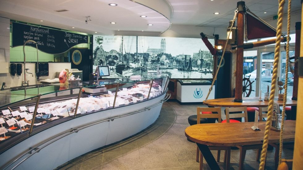 Der Verkaufstresen der Komb&uuml;se, &copy; Seeperle OHG