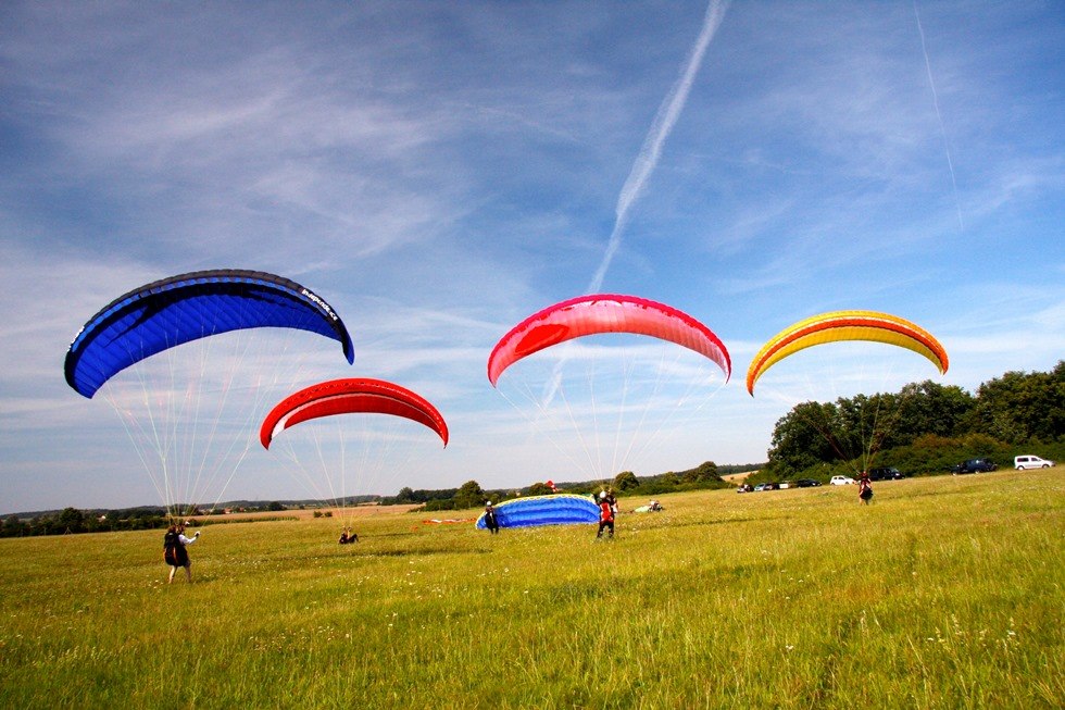 Oefenen met het paraglider // &copy; Norddeutsche Gleitschirmschule GmbH