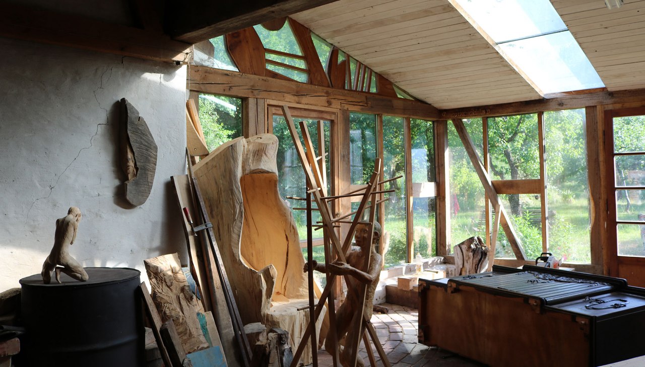 Holzbildhauerin Christina Rode, © Silke Voss Holzbildhauerin Christina Rode, © Silke Voss