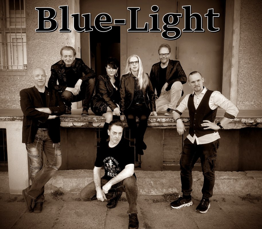 Blue-Light aus Schwerin // © Steffen Salow Blue-Light aus Schwerin // © Steffen Salow