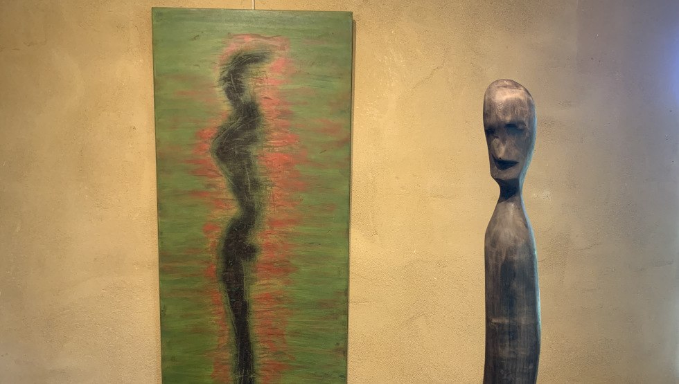 Skulptur und Bild von Thought Raven, © Kunsthaus Stove Skulptur und Bild von Thought Raven, © Kunsthaus Stove