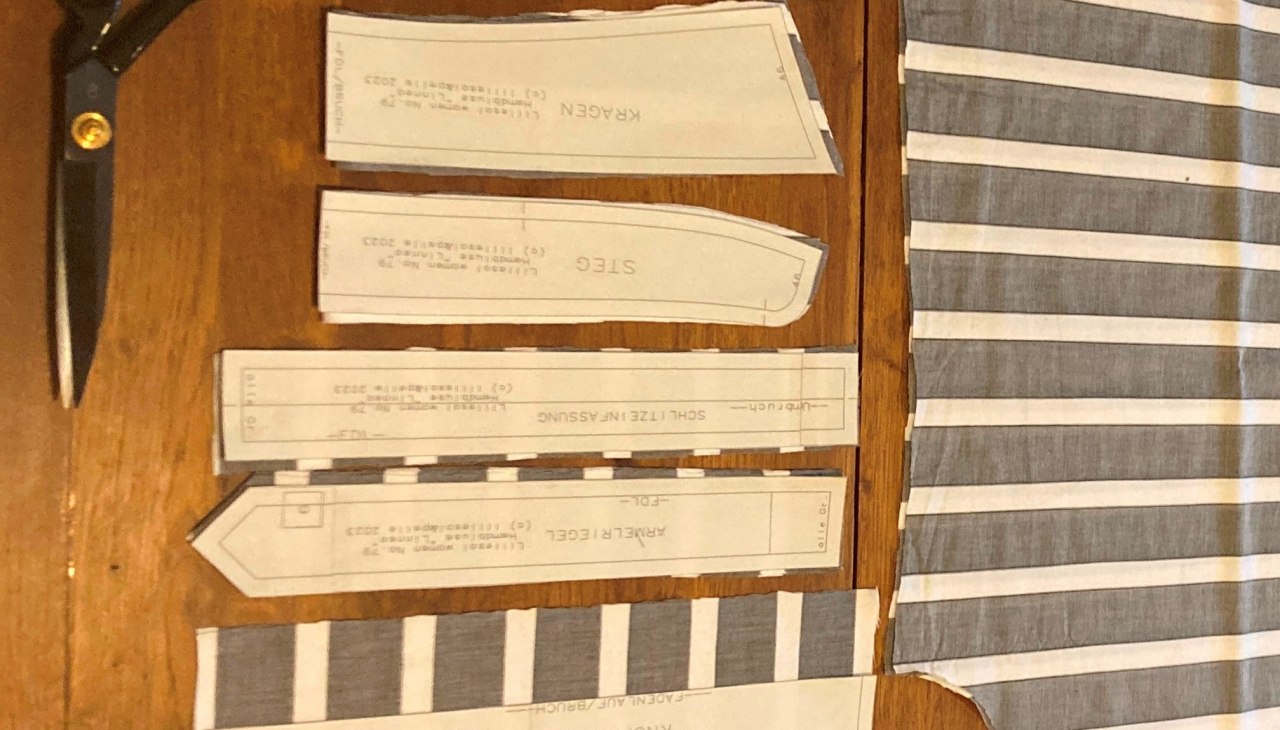 Schnittteile einer Bluse, © Katharina Ostermeier