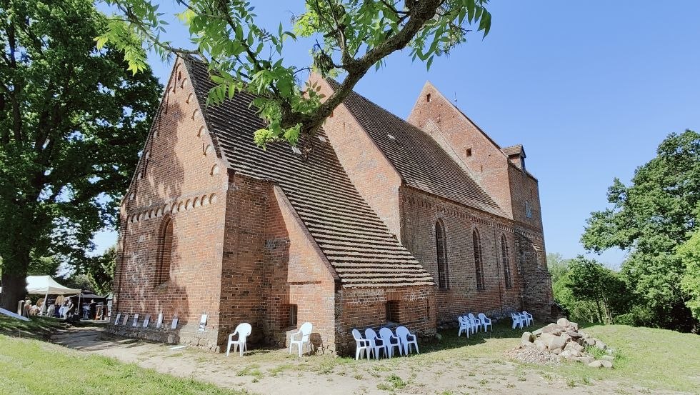 &copy; Christian B&ouml;hler