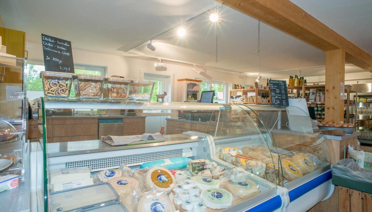 Unsere Käsetheke, © AndreasRiedel.com Unsere Käsetheke, © AndreasRiedel.com