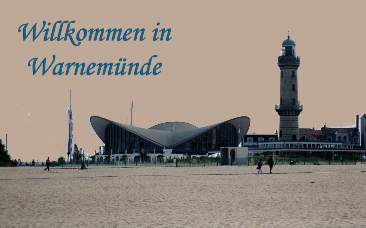 Teepott und Leuchtturm // &copy; RFischer