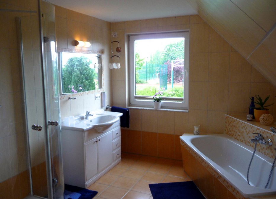 Bad, &copy; A. Sch&auml;fer