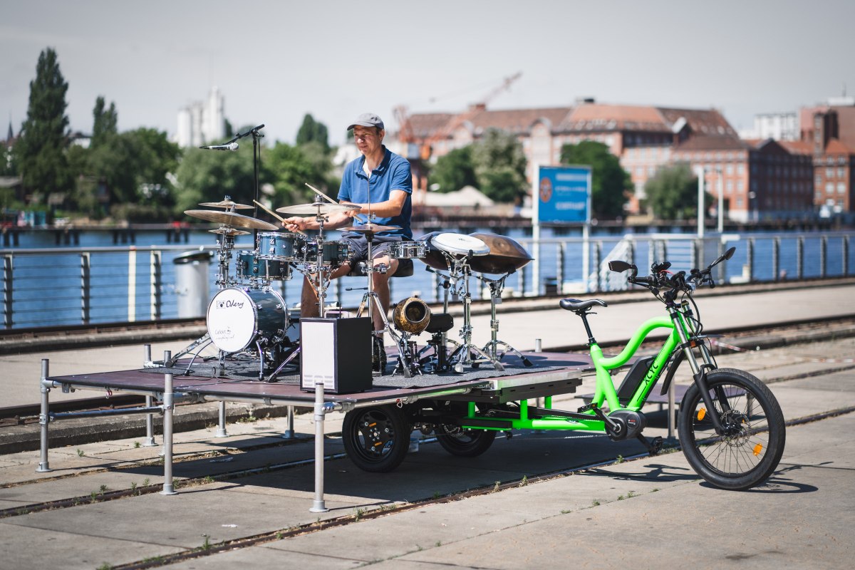 &copy; Oskar Arndt
