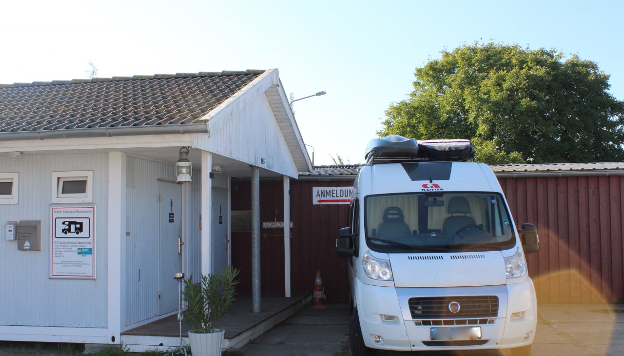 Caravanstellplatz mit Anmeldung, &copy; Petra Fasten