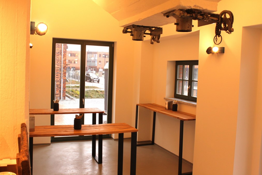 Unsere Pommesbude im alten Kruse Speicher, © pommes-bude.com