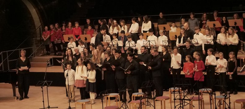 Abschluss Weihnachtskonzert 2024, © Kon.centus Abschluss Weihnachtskonzert 2024, © Kon.centus