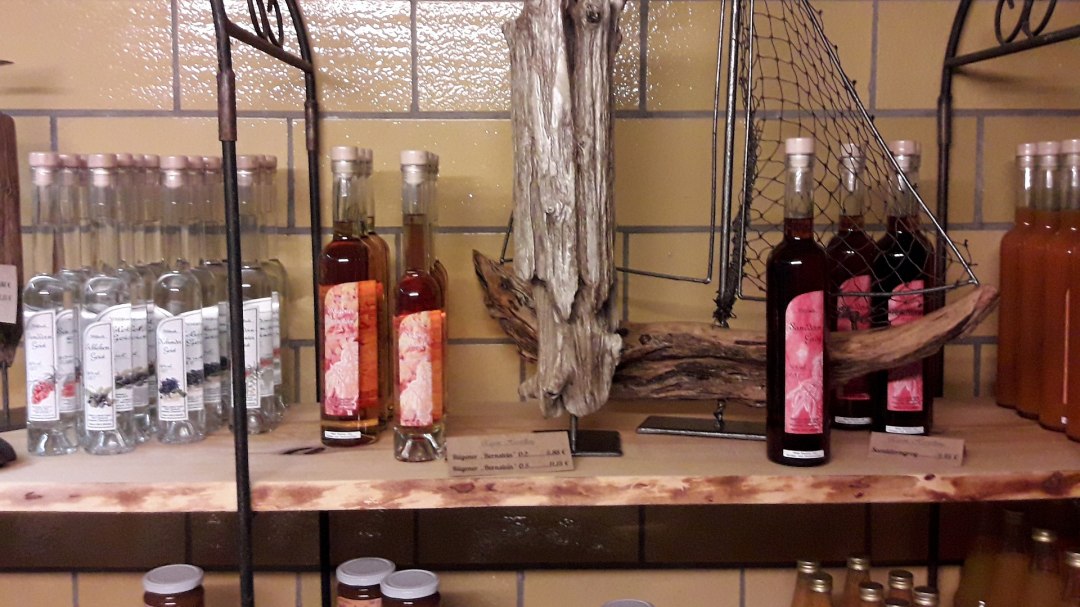 Kleine Auswahl Spirituosen, © Leithoff