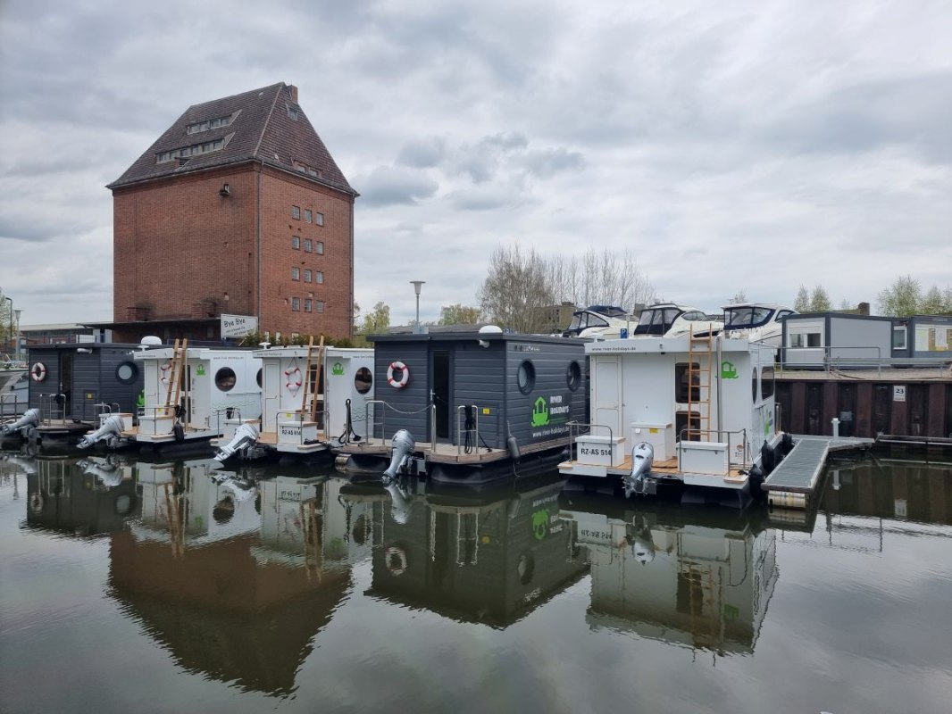River Holidays - Hafen Am Speicher, &copy; River Holidays