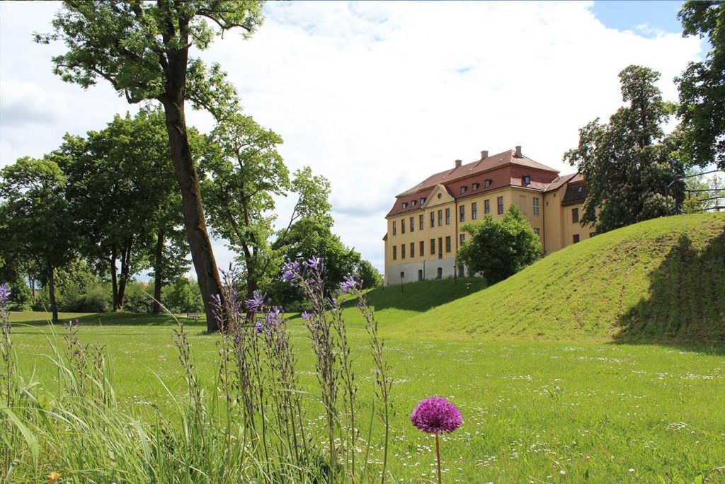 Schloss-Park_03-1024x684, &copy; Stadt Stavenhagen