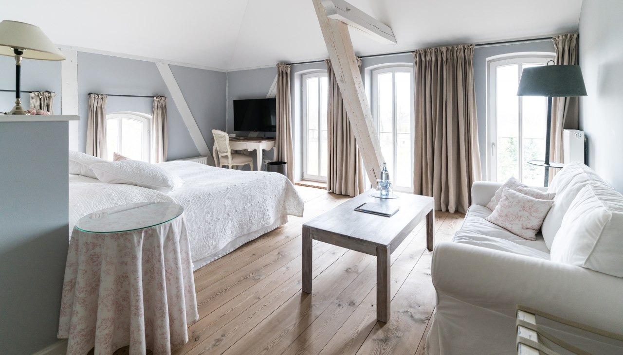 Hotelzimmer im Schloss Gamehl, © Schloss Gamehl / DOMUSimages Alexander Rudolph Hotelzimmer im Schloss Gamehl, © Schloss Gamehl / DOMUSimages Alexander Rudolph