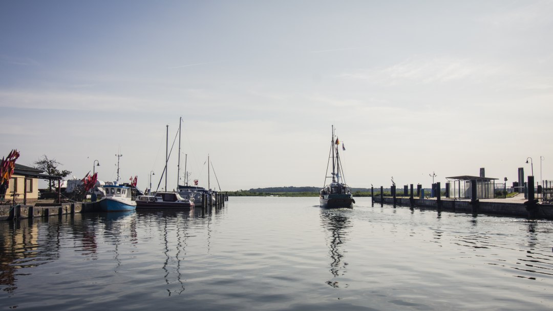 Grosse Töppe gibt es hier nicht aber einen Kutter, der mit Besuchern in See sticht., © tvv@philipp_schulz Grosse Töppe gibt es hier nicht aber einen Kutter, der mit Besuchern in See sticht., © tvv@philipp_schulz