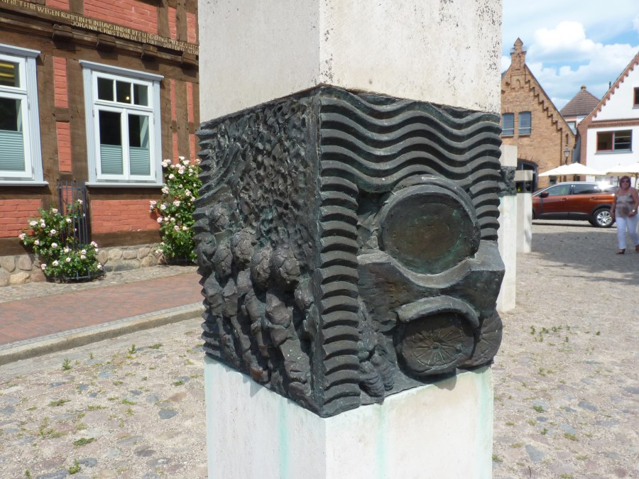 Feuerlöschhaus, © Waren (Müritz) Kur- und Tourismus GmbH Feuerlöschhaus, © Waren (Müritz) Kur- und Tourismus GmbH