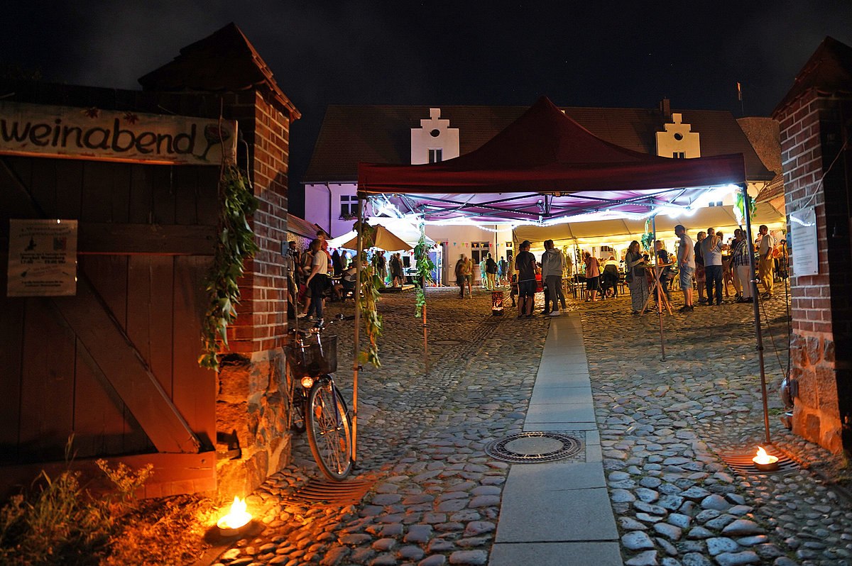 &copy; Burgverein Wesenberg e.V.