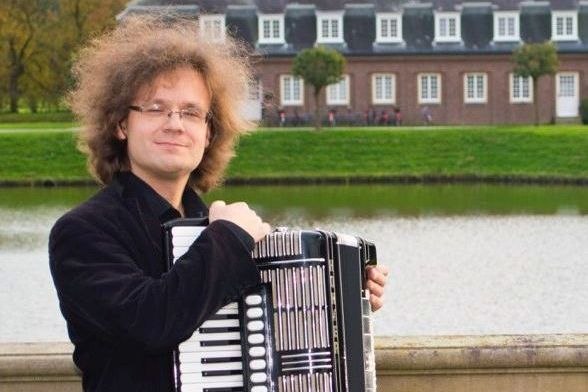 Miroslaw Tybora (Akkordeon), © Miroslaw Tybora