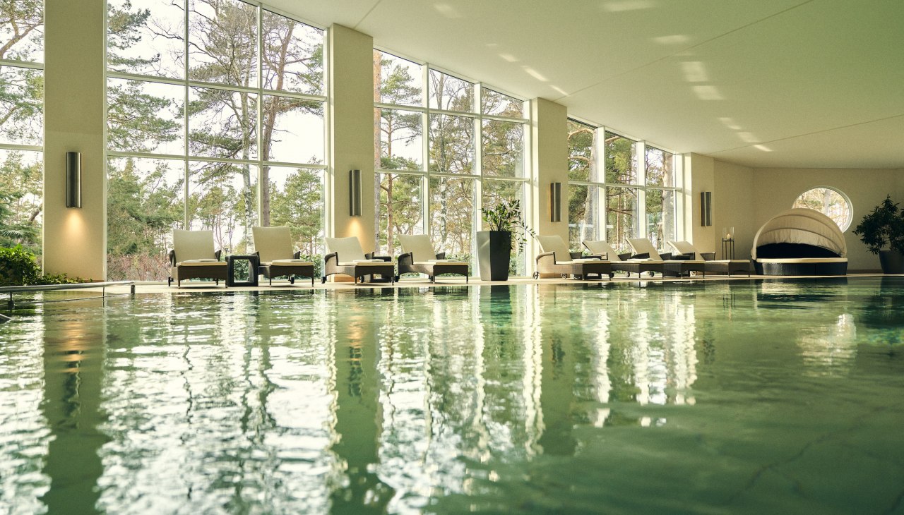 Wellnessbereich mit Pool und Dünenausblick, © Strandhotel Fischland Wellnessbereich mit Pool und Dünenausblick, © Strandhotel Fischland