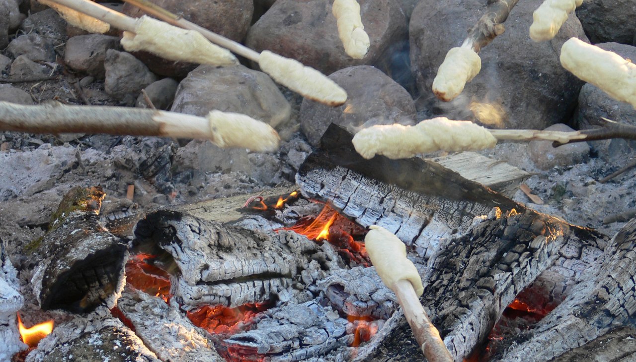 Stockbrot, © Klax Stockbrot, © Klax