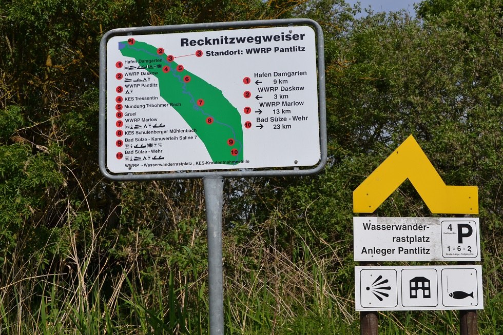 Wegweiser Wasserwanderrastplatz // &copy; Lutz Werner