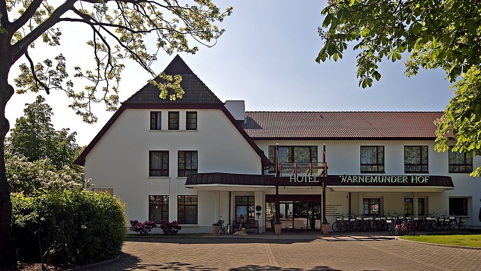 Das Hotel Warnemünder Hof in Rostock-Warnemünde, © Hotel Warnemünder Hof GmbH & Co. KG Das Hotel Warnemünder Hof in Rostock-Warnemünde, © Hotel Warnemünder Hof GmbH & Co. KG