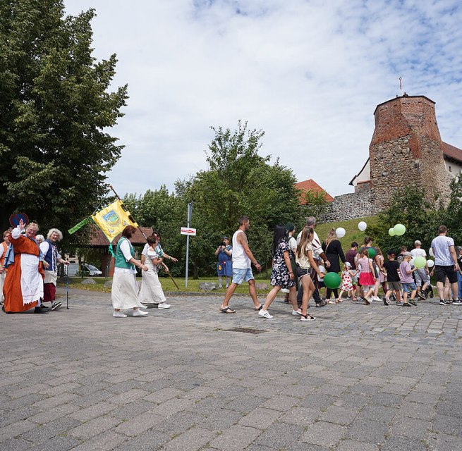 &copy; Burgverein Wesenberg e.V.