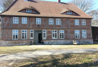 Außenansicht Gutshaus Below // © Gutshaus Below Außenansicht Gutshaus Below // © Gutshaus Below