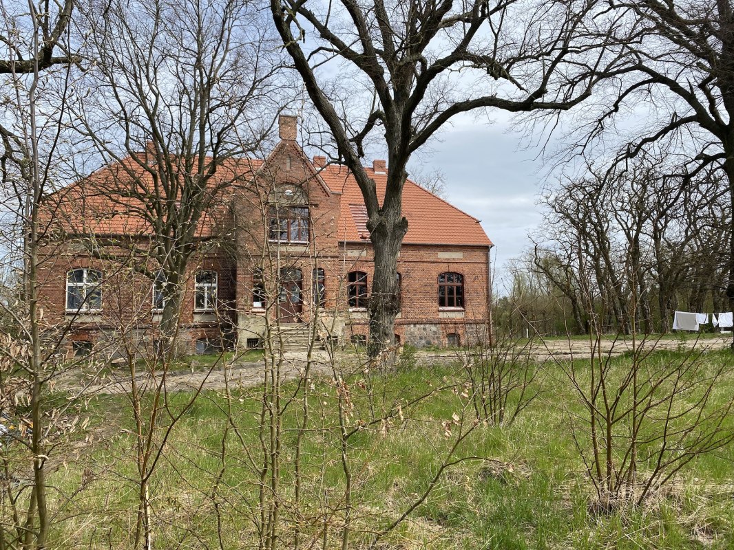 Gutshaus Scharpzow // &copy; Nina Hollensteiner