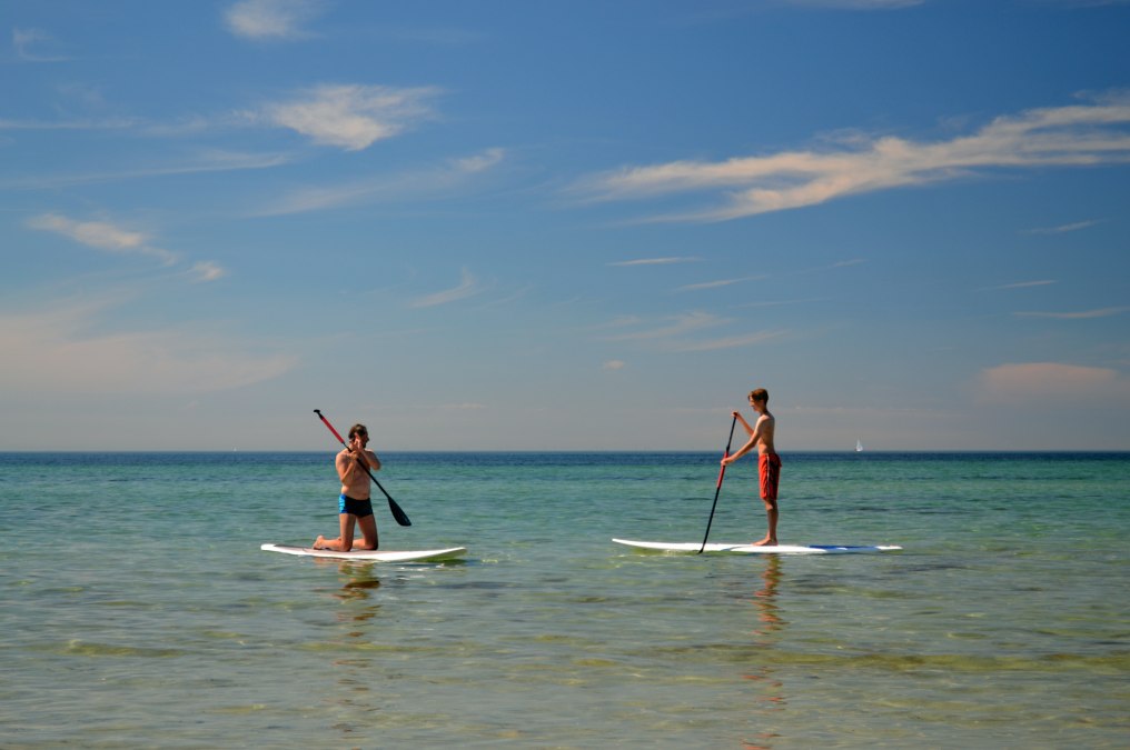 Stand Up Paddling vor Hiddensee, &copy; Hiddenseer Hafen- und Kurbetrieb