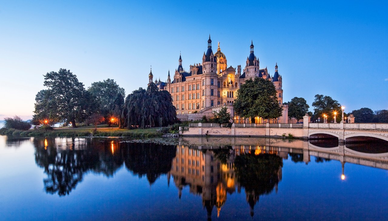 Schloss Schwerin_Fotograf Thomas Grundner ©Staatliche Schlösser Gärten und Kunstsammlungen M-V-kl, © Thomas Grundner/ SSGK MV Schloss Schwerin_Fotograf Thomas Grundner ©Staatliche Schlösser Gärten und Kunstsammlungen M-V-kl, © Thomas Grundner/ SSGK MV