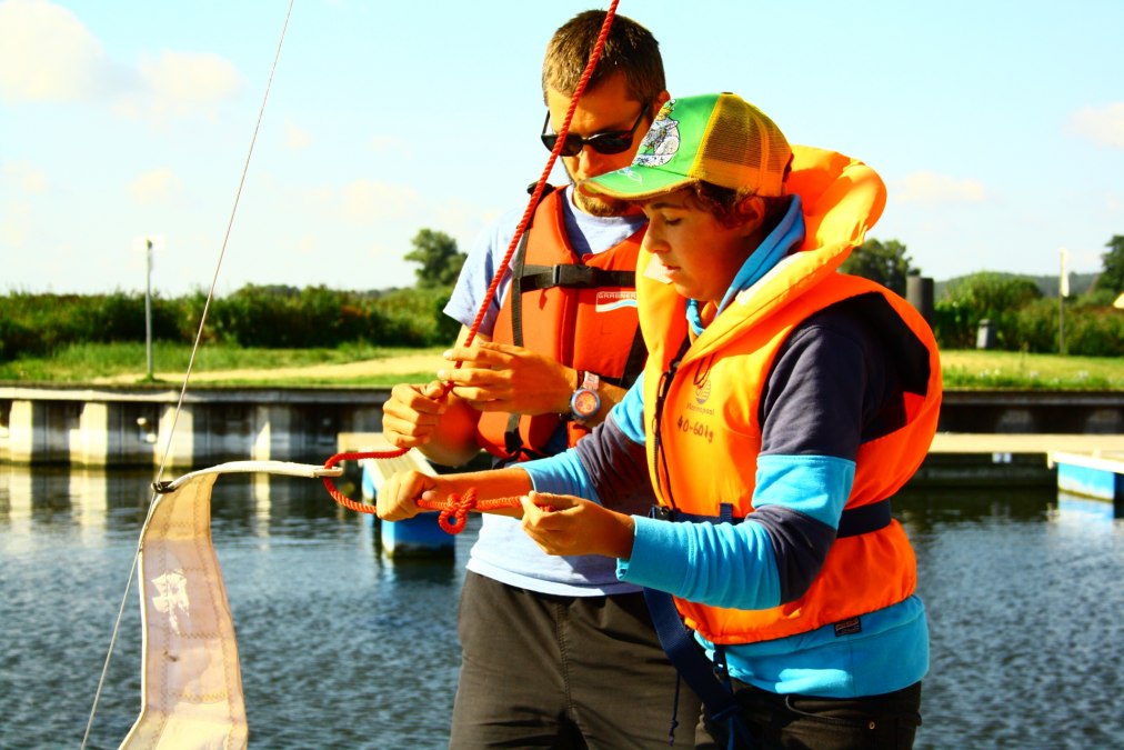 Knotenkunde beim Segelkurs, &copy; SeenLandAgentour