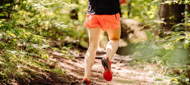 Laufen im Wald // &copy; natachagagnekinesiolog