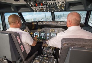 Anflug auf Dubai mit dem Flugsimulator Rostock // &copy; MV-IT-Systeme OHG