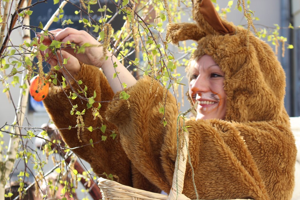 Osterbaumschmücken, © TZRW Osterbaumschmücken, © TZRW