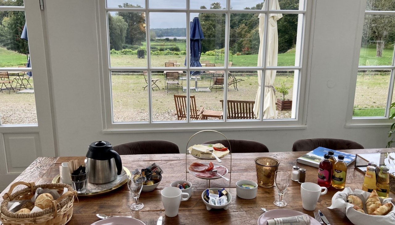 Frühstück mit Ausblick, © Hager / Schloss Vietgest Frühstück mit Ausblick, © Hager / Schloss Vietgest